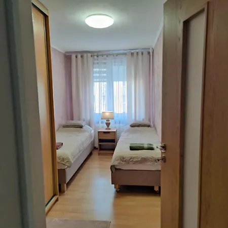 Dwupokojowe Mieszkanie Nowy Dwór Mazowiecki Exterior foto